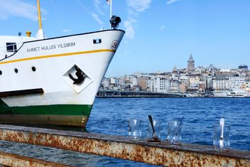 Cups for tea on the Bosphorus background - Free image #272325